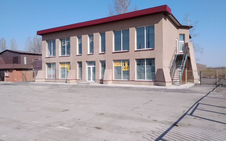 Здание, 320 м²