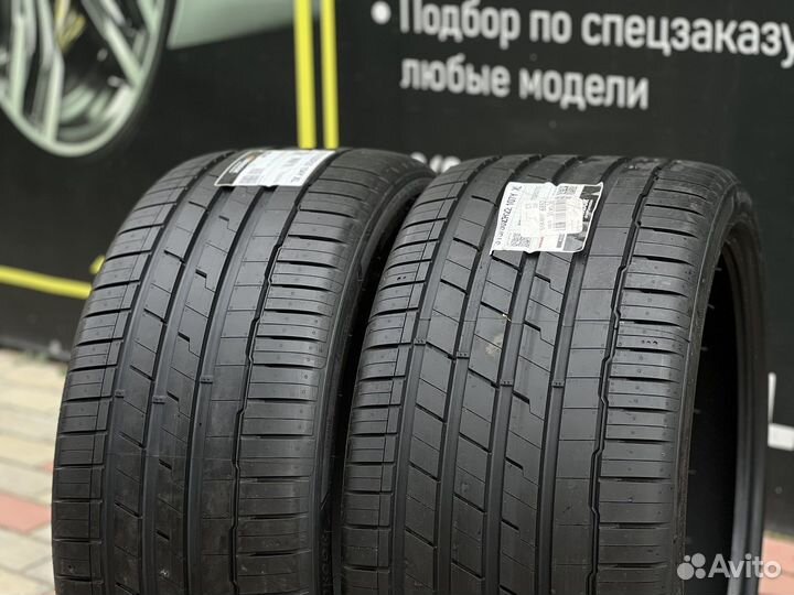 Hankook Ventus S1 Evo 3 K127 275/35 R22 и 315/30 R22 104Y