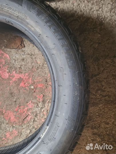 Michelin X-Ice North 4 SUV 225/55 R18