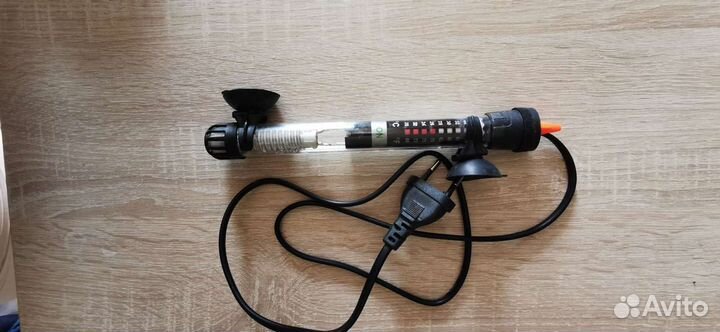 Аквариум и украшения для аквариума