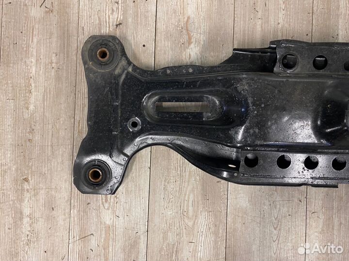 Подрамник задний Toyota Camry XV30