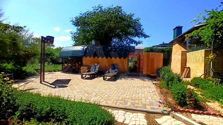 Коттедж 250 м² на участке 50 сот.