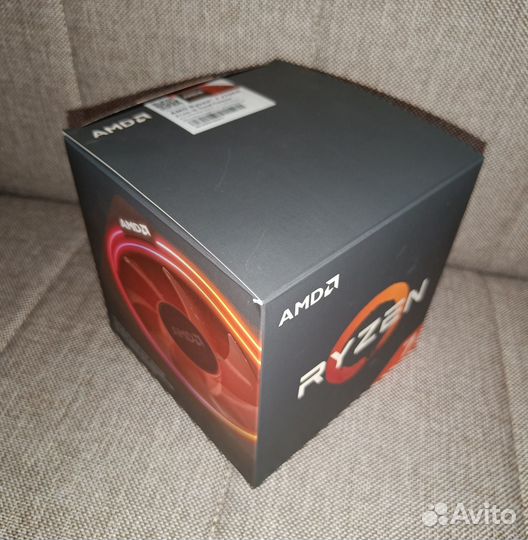 Кулер для Ryzen AMD Wraith Prism RGB