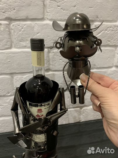 Оригинальный подарок(металическая статуэтка)