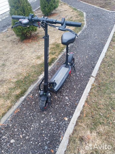 Самокат взрослый электрический