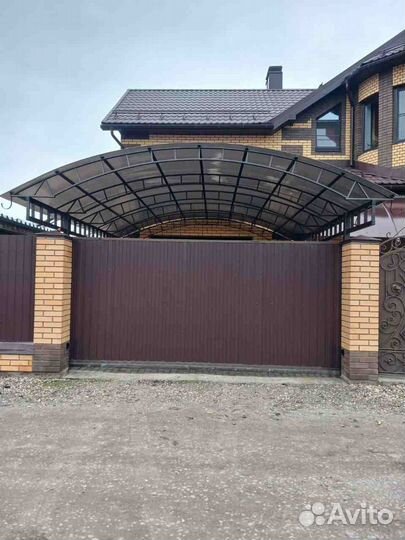 Навес для автомобиля Металлический навес