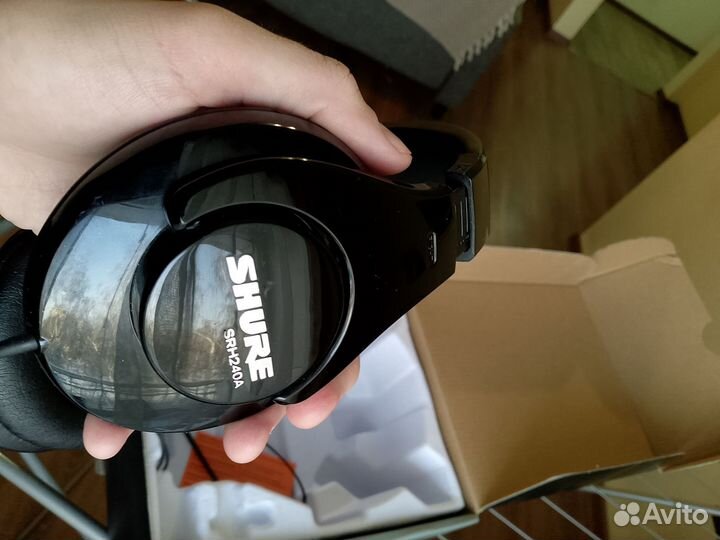 Наушники Shure SRH240A