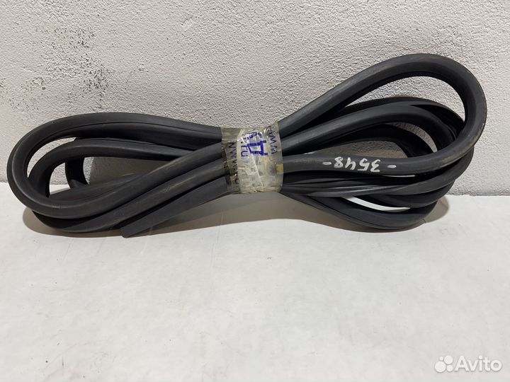 Уплотнитель ветрового стекла 469,31512 UAZ