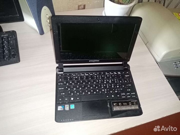 Ноутбук emachines