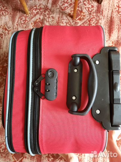 Чемодан на колесах