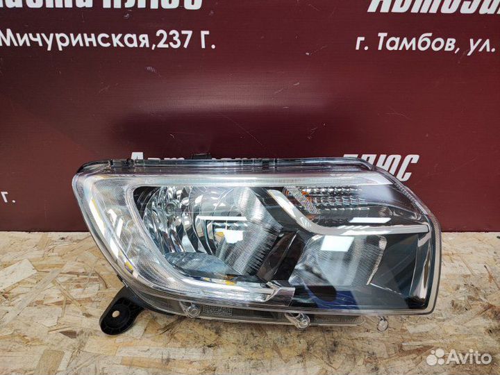 Фара передняя правая Renault Logan 2