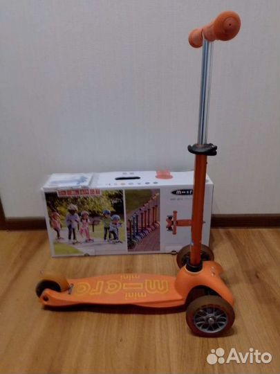 Самокат mini micro Deluxe (2-5 лет)