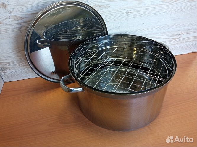 Коптильня с гидрозамком