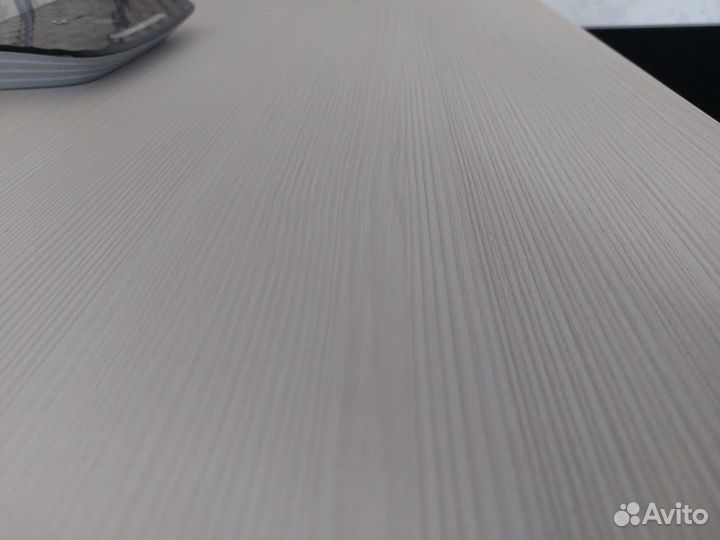 Компьютерный стол/ рабочий стол