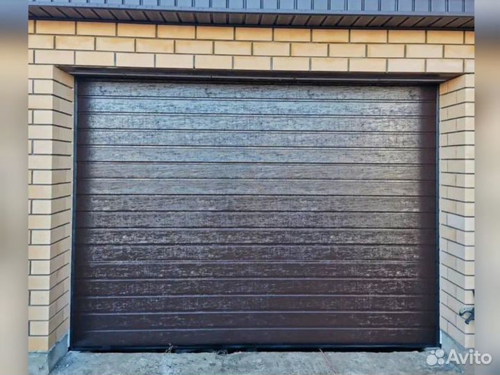 Автоматические секционные ворота Алютех