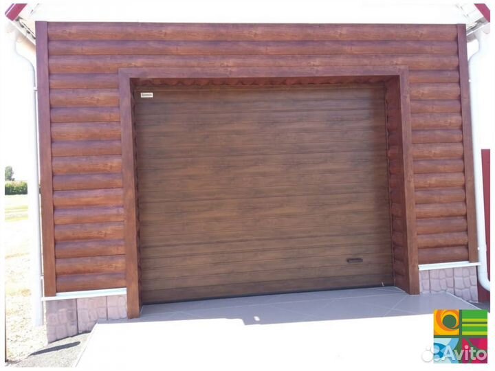 Секционные ворота для гаража alutech