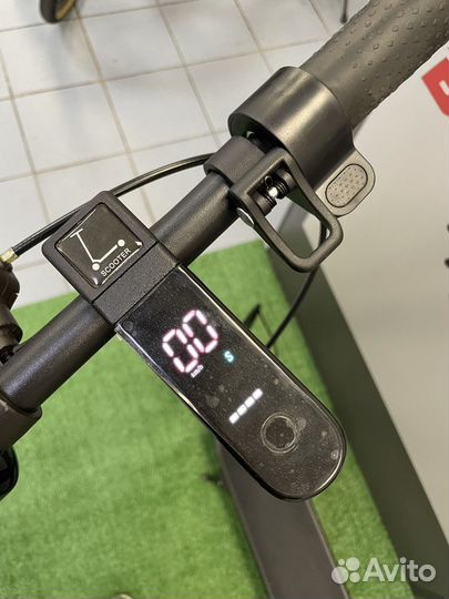 Электросамокат ninebot KickScooter