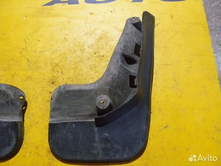 Пара задних брызговиков для Ford Focus 3 2014г