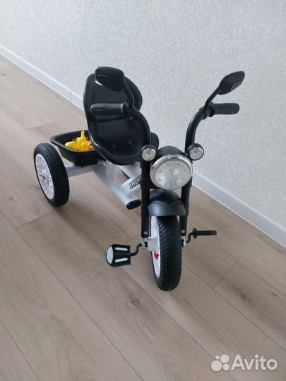 Трехколесный велосипед детский