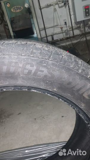 Bridgestone Alenza 001 235/55 R19