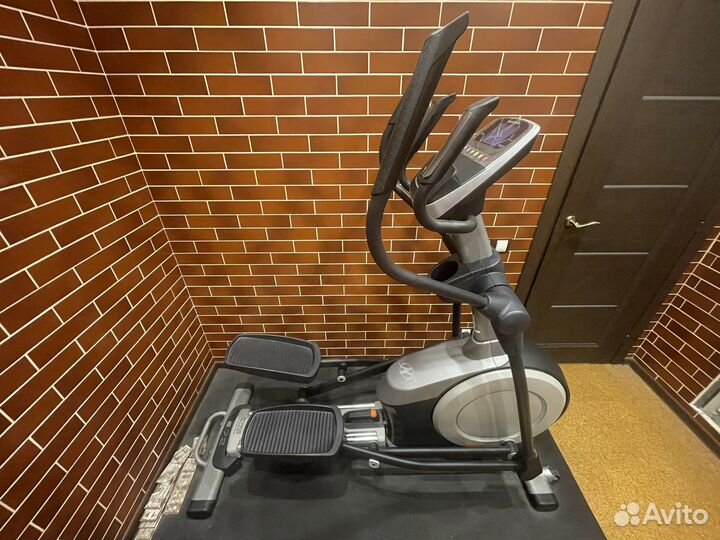 Эллиптический кросс-тренажер NordicTrack E7.2 с