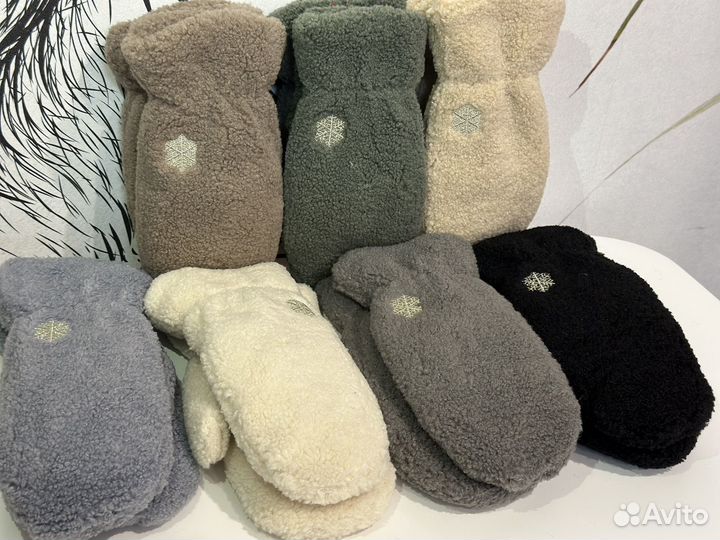 Варежки /перчатки под барашка / букле разные цвета