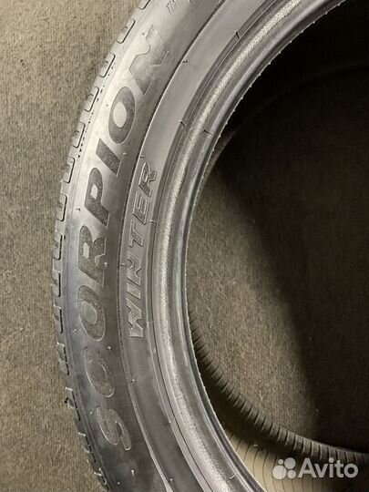 Pirelli Scorpion Winter 275/45 R21