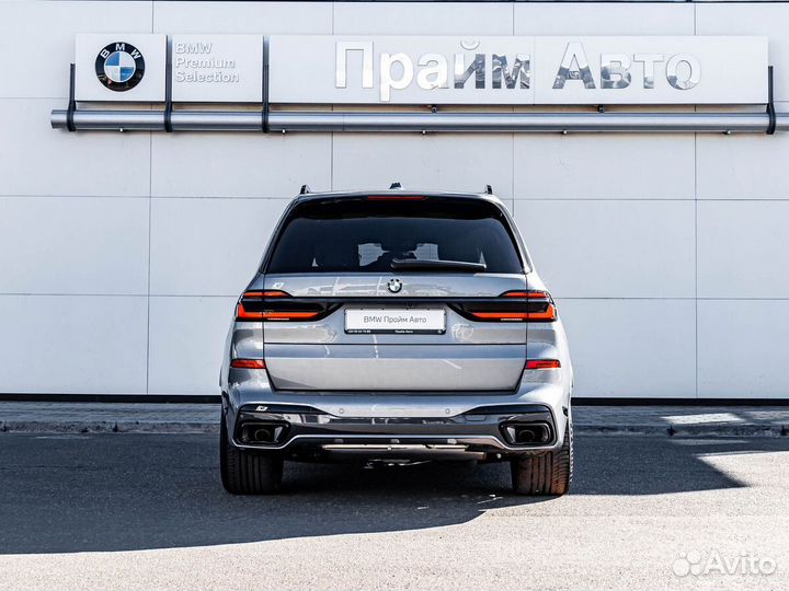 BMW X7 3.0 AT, 2024