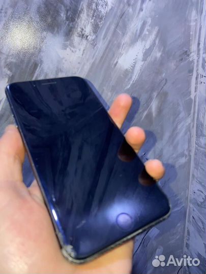 iPhone 8 Plus, 64 ГБ