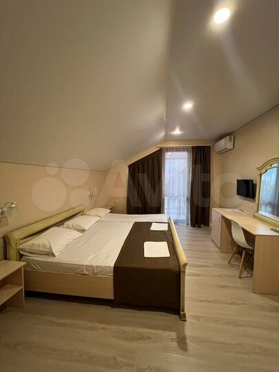 Комната 16 м² в 6-к., 2/2 эт.