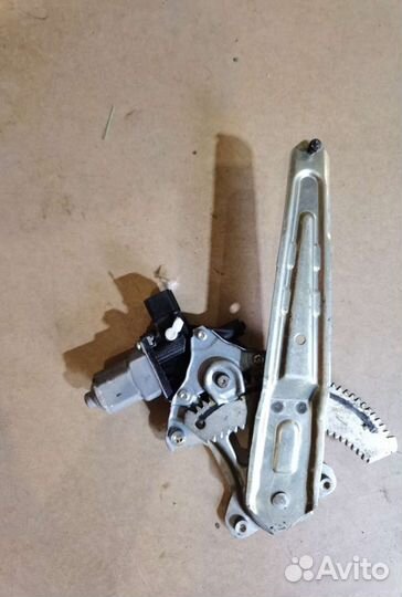 Стеклоподъемник задний Mitsubishi Lancer