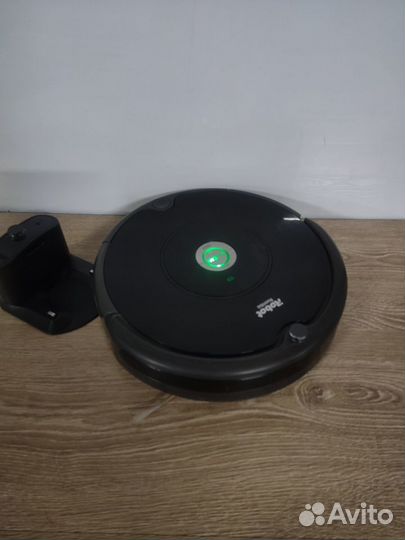 Робот-пылесос iRobot