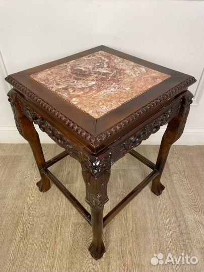 Столик в стиле Шинуазри