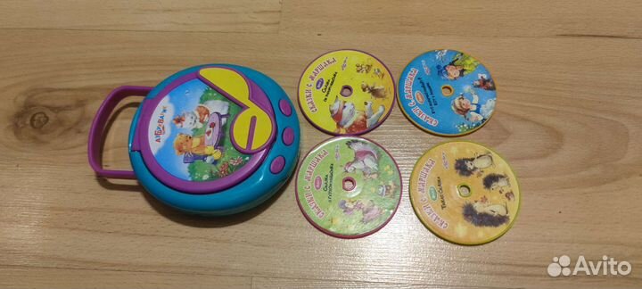 Развивающая игрушка Плеер с дисками