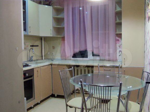 2-к. квартира, 50 м², 4/5 эт.