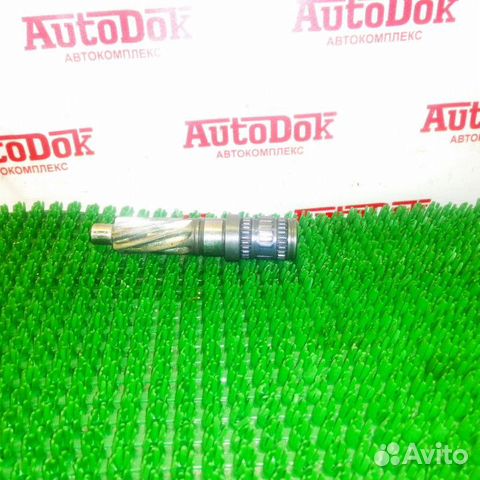 Вал зубчатой передачи электродвигателя рейки