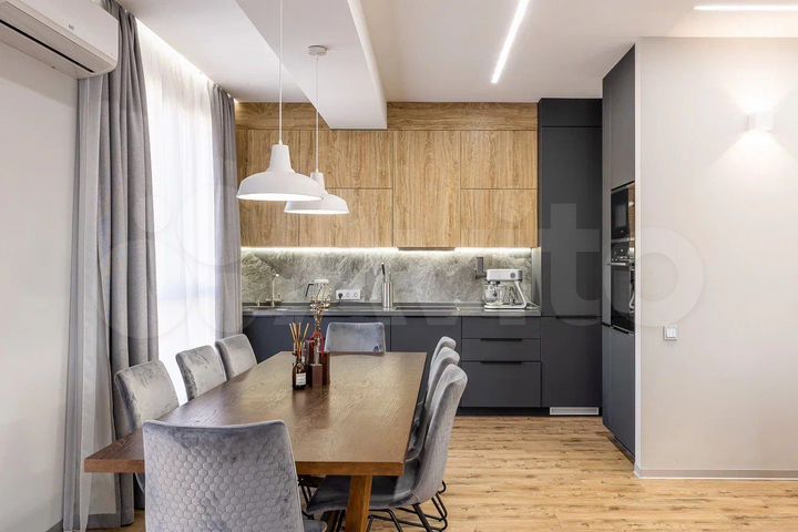 4-к. квартира, 110 м², 8/13 эт.