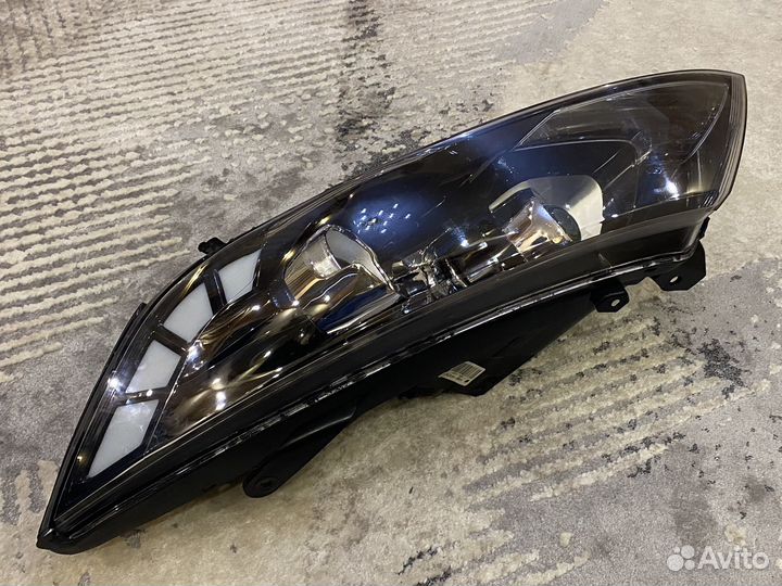 Фара ксенон левая KIA Optima 3 TF дорест
