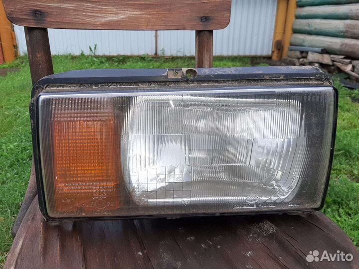 Фара правая ваз 2104-07