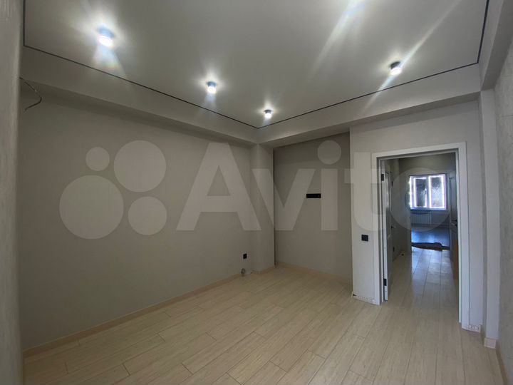 2-к. квартира, 50 м², 10/10 эт.