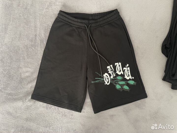 Шорты gutta
