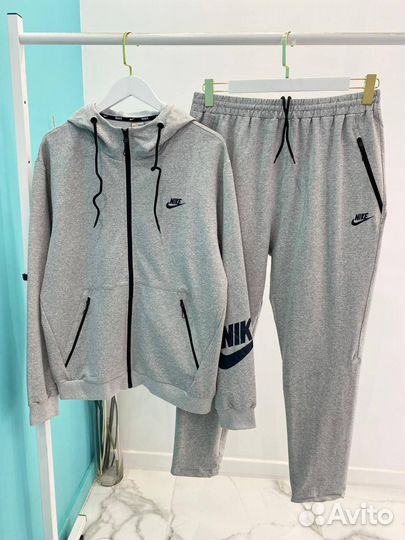 Спортивный костюм Nike