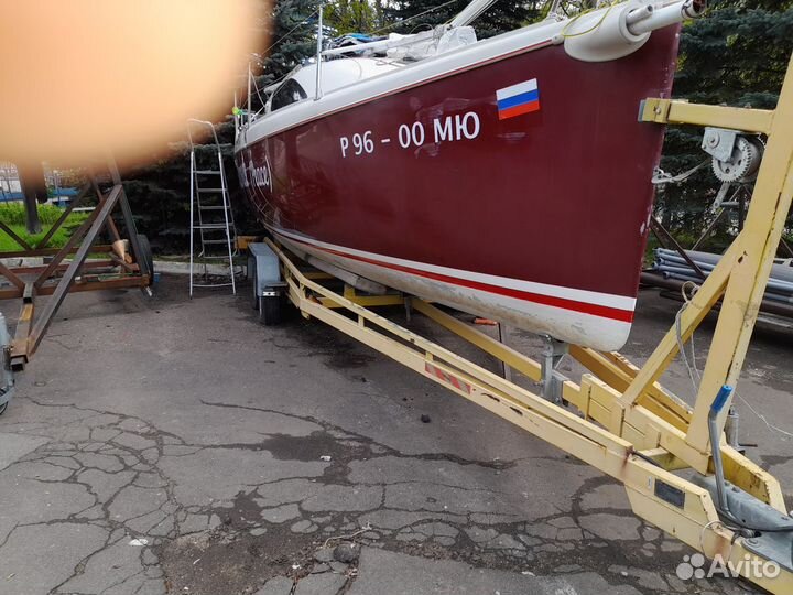 Яхта парус. Алакстар