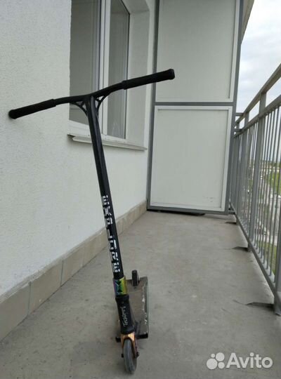 Трюковой самокат tech team old boy