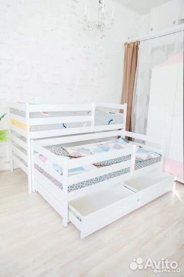 Кровать двухьярусная выдвижная с ящиками