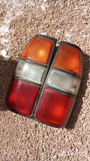 Задние фонари