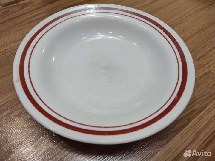 Столовый набор тарелок, посуда, тарелки