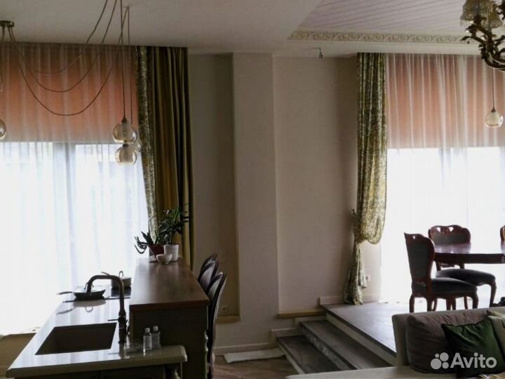 Рулонные шторы с Алисой на заказ