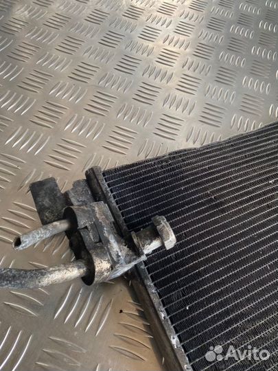 Радиатор кондиционера Audi Q7 4M cvmd 2016