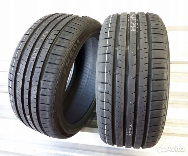 Firestone Roadhawk 235/55 R17 103V